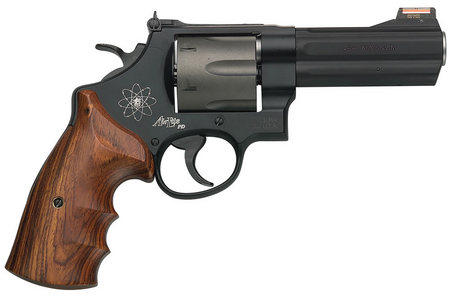 SMITH AND WESSON Model 329PD 44 Magnum Revolver with HI-VIZ Sight
