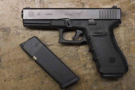 GLOCK Model 21 .45 ACP Police Trades with 2 Magazines (Gen 3)