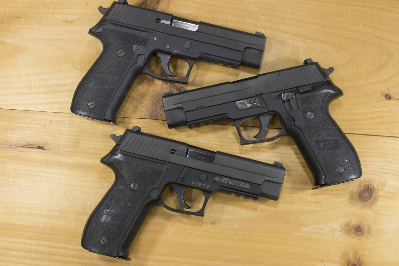 Sig Sauer P226 40 S&W DA/SA Police Tradeins (Good Condition) Sportsman