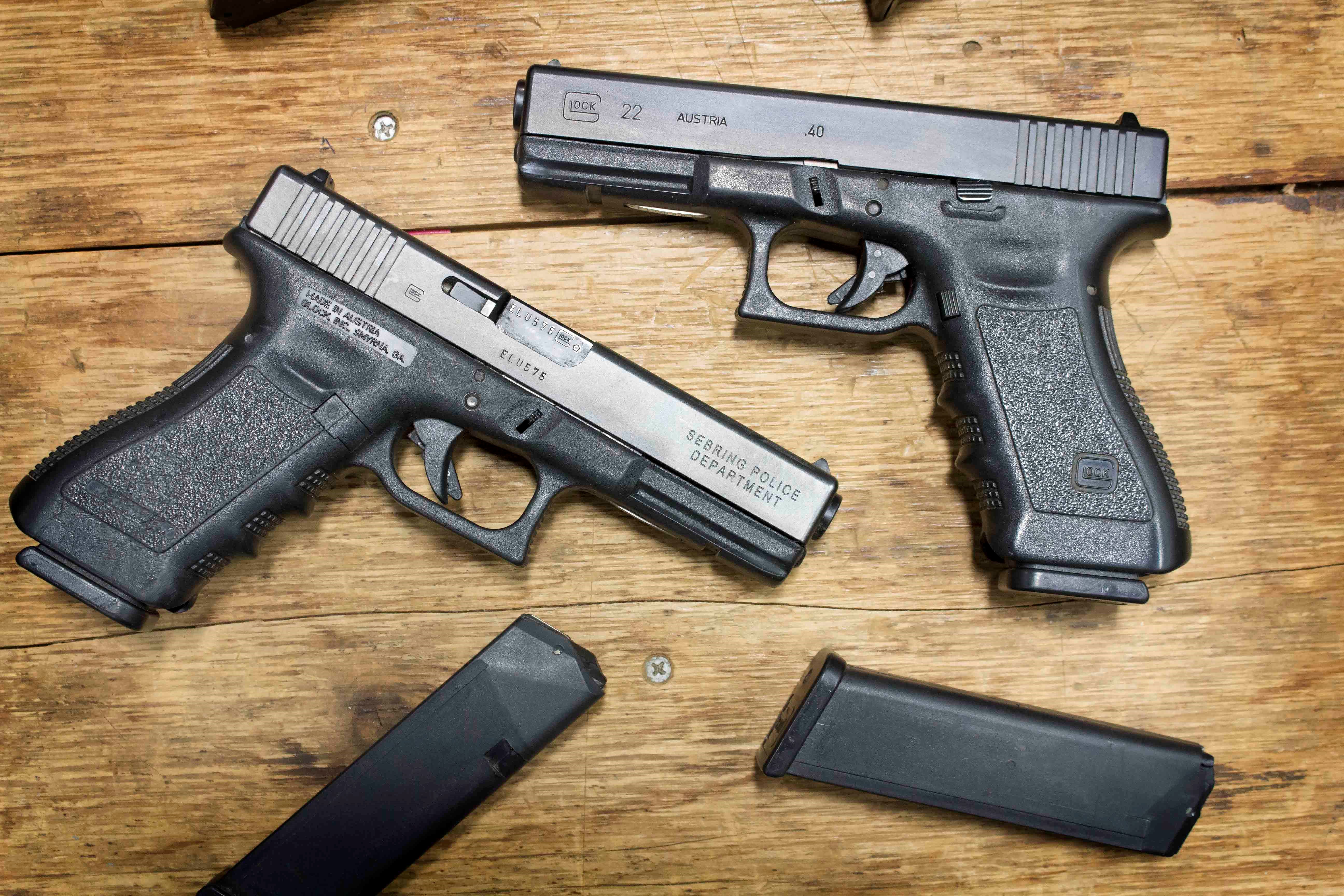 Glock 22 40 S&W Police Trade Pistols with 3 Mags (Gen3) Sportsman