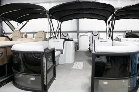 Bentley 2024 Legacy 243 Navigator with Mercury 250 XL Pro XS