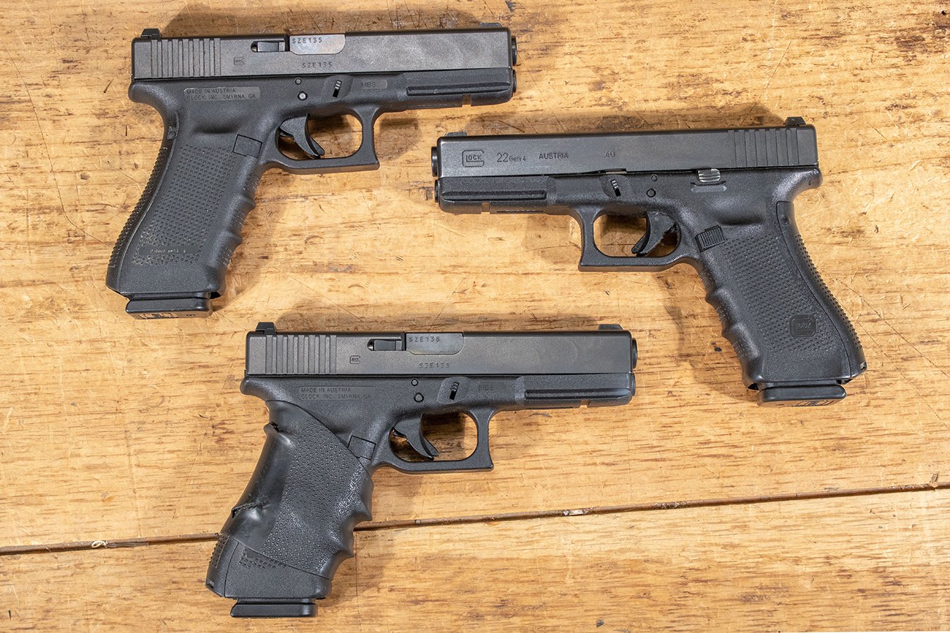 Glock 22 Gen4 40 S&W Police Trade-in Pistols with Night Sights (Very Good Condition)