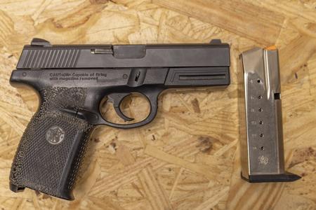 SMITH AND WESSON SW40E 40SW POLICE TRADE-IN PISTOL