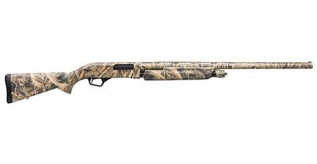WINCHESTER FIREARMS SXP Waterfowl Hunter 20 Gauge Pump-Action Shotgun with 28 inch Barrel and Realtree Max-5 Camo Finish