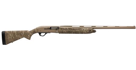 WINCHESTER FIREARMS SX4 Hybrid Hunter 12 Gauge Semi-Auto Shotgun with 26 in Barrel and Mossy Oak Bottomland Camo Stock