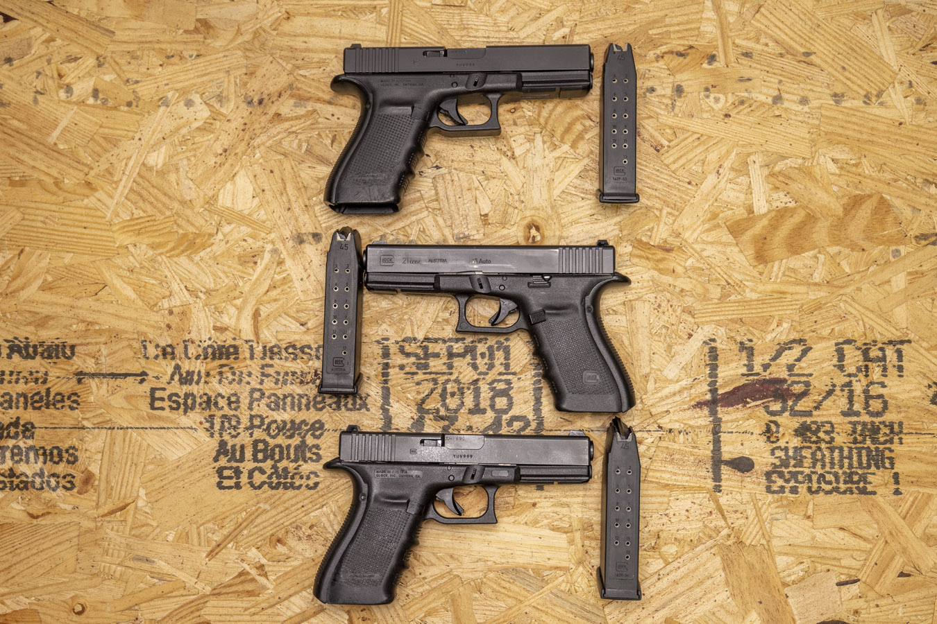 Glock 21 Gen4 45 ACP Police Trade-In Pistol with Night Sights (Fair)