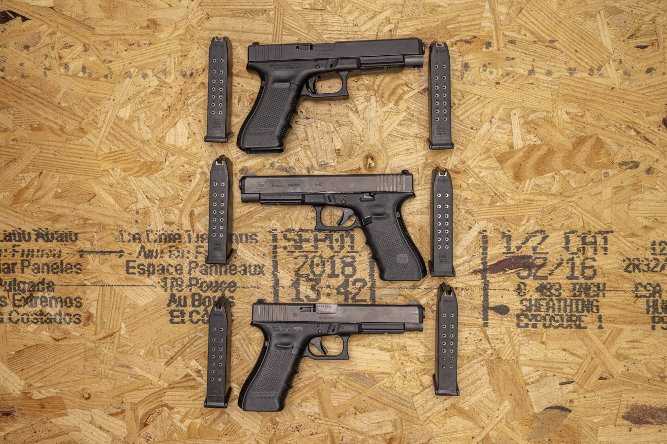 Glock 34 Gen4 9mm Police Trade-In Pistols with Night Sights (Very Good)