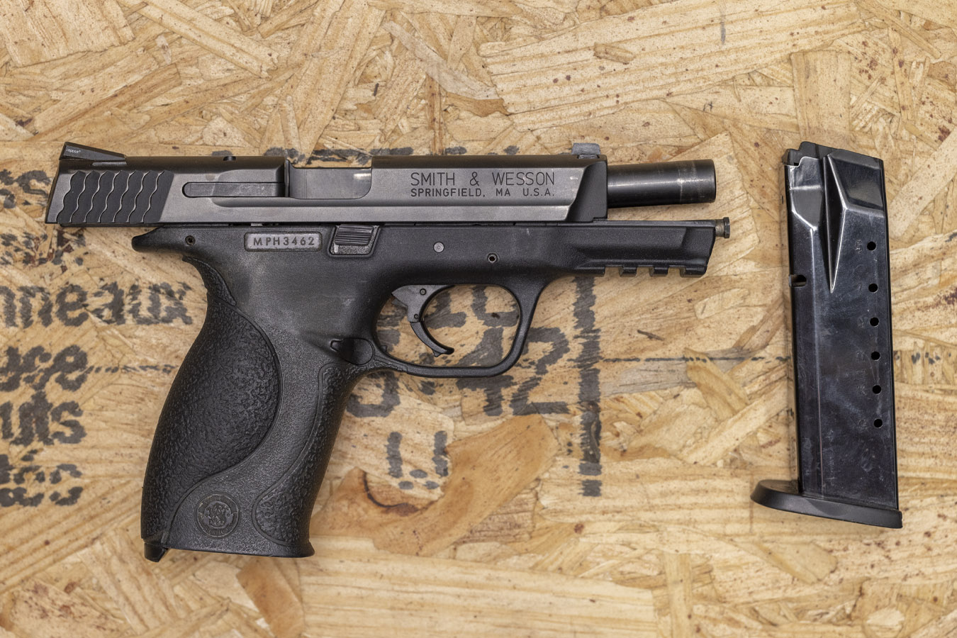 SMITH AND WESSON MP40 .40SW POLICE TRADE-IN PISTOL (FAIR)