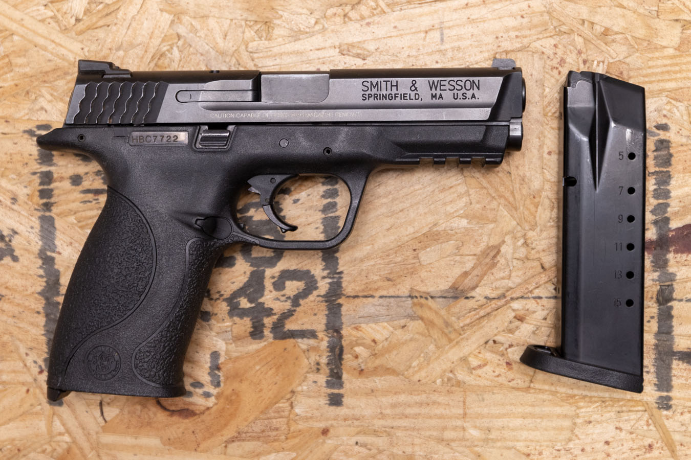Smith & Wesson M&P40 40 S&W Police Trade-In Pistol Striker-Fired