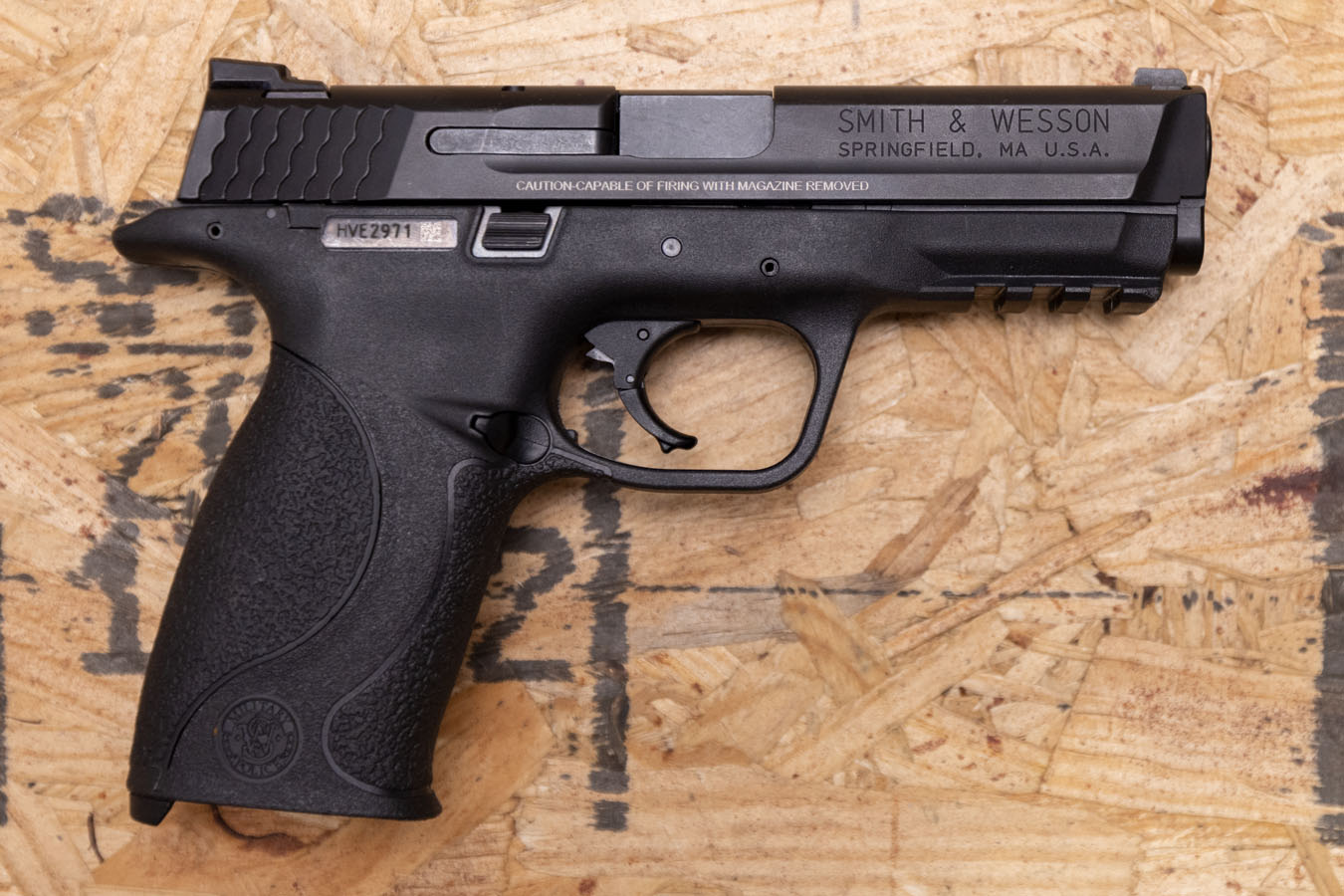 Smith & Wesson M&P9 9mm Police Trade-In Pistol (Magazine Not Included)