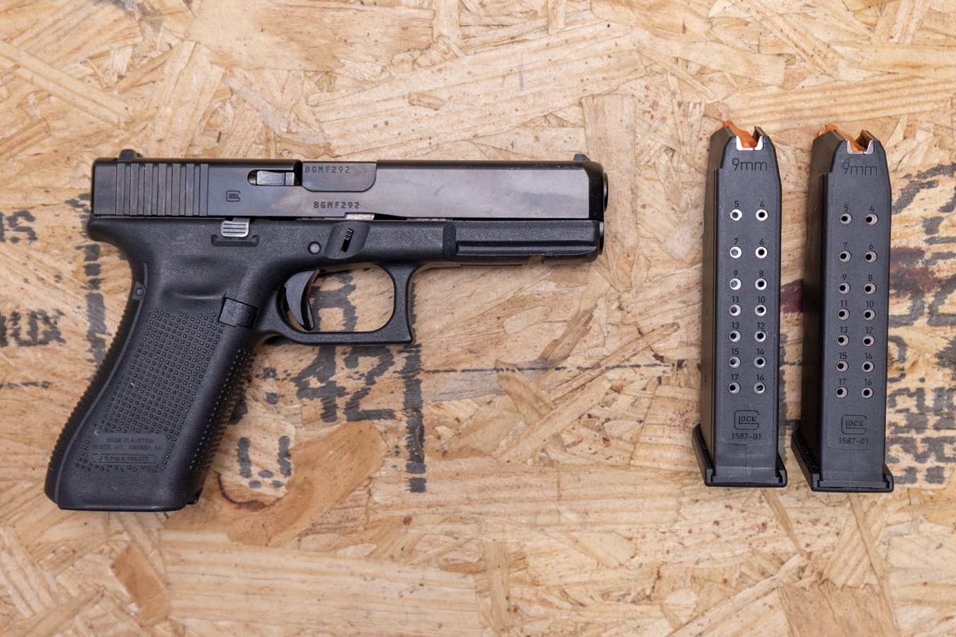 Glock 17 Gen5 9mm Police Trade-In Pistol (Very Good)