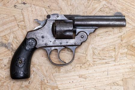 IVER JOHNSON Top Break 32 SW Police Trade-In Revolver