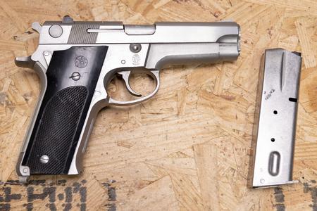 SMITH AND WESSON 659 TRADE