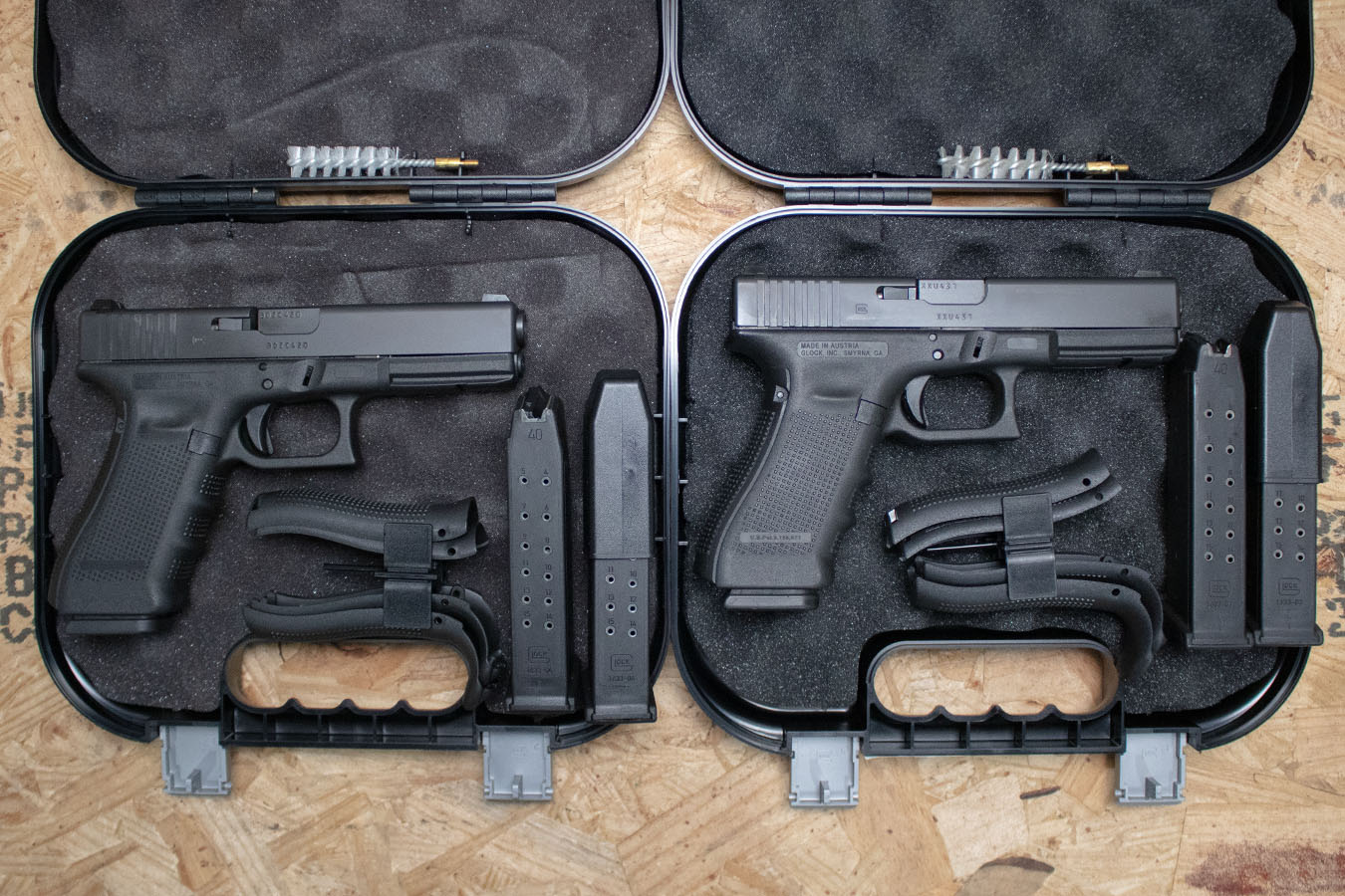 Glock 22 Gen4 40 S&W Police Trade-In Pistol with Additional Mags and Case