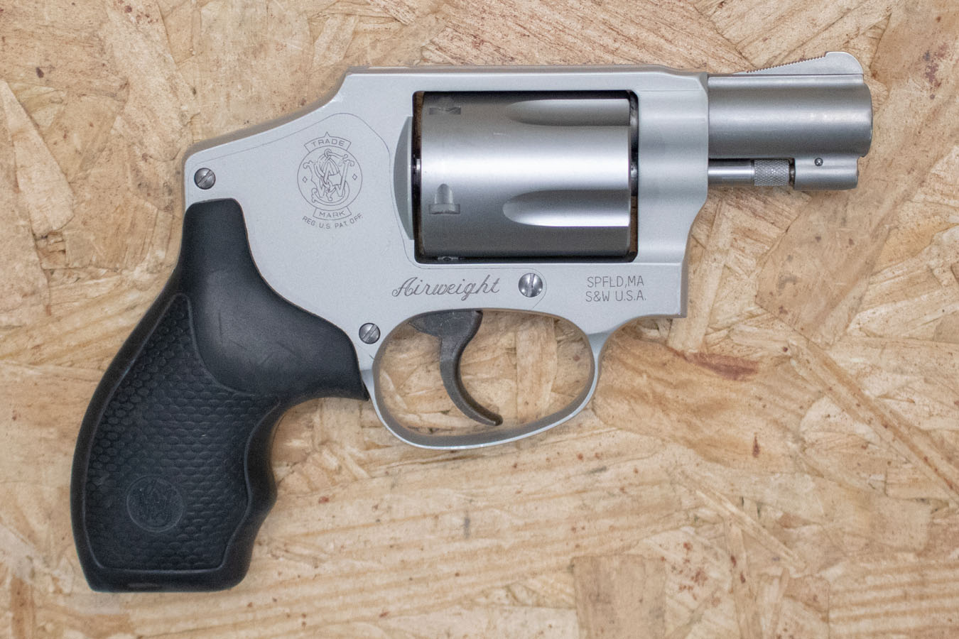 Smith & Wesson 642-2 Airweight 38 Special Police Trade-In Revolver with Enclosed Hammer