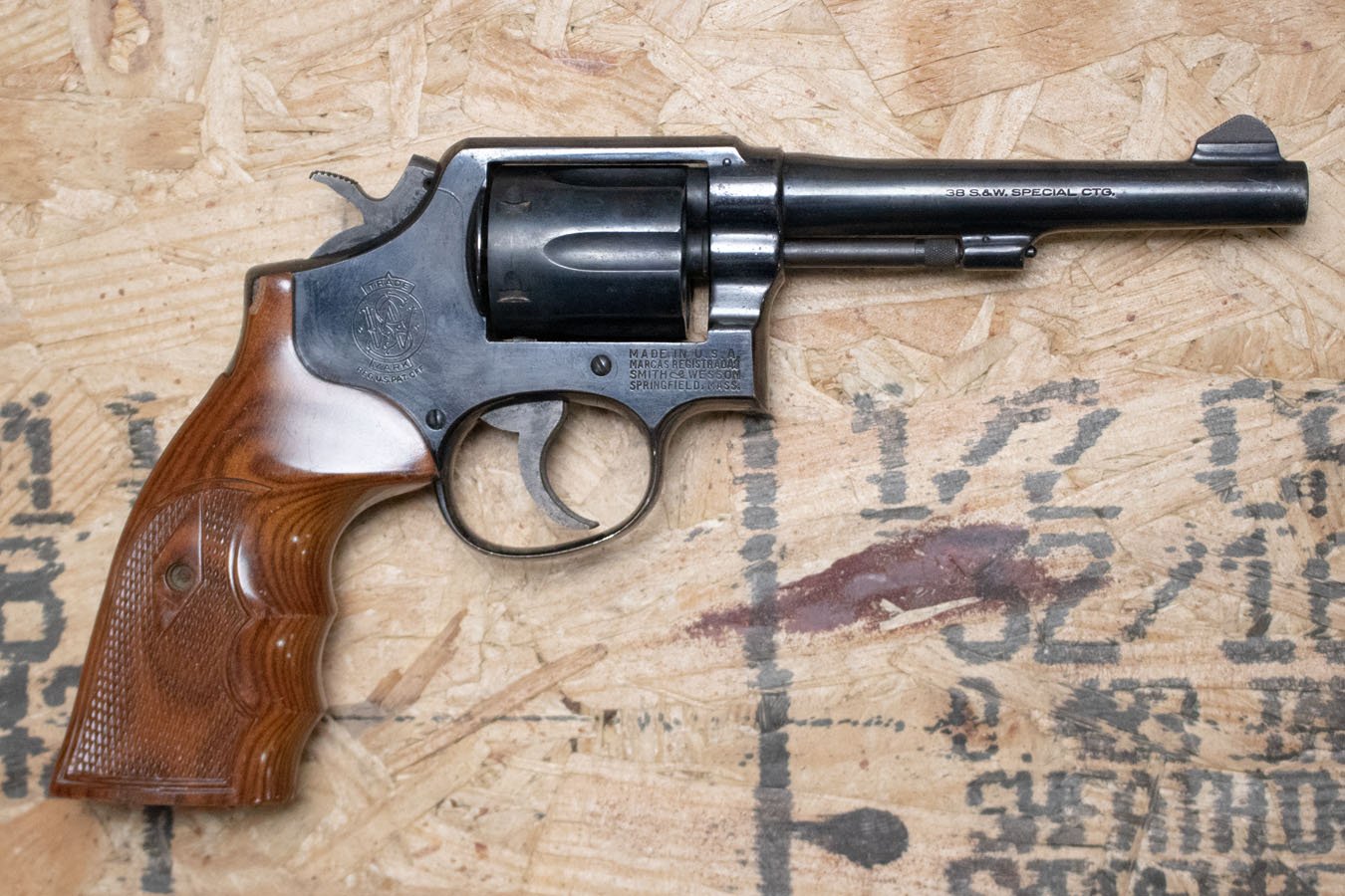 Smith & Wesson Model 10-5 .38 Special Police Trade-In Revolver with Custom Wood Grips