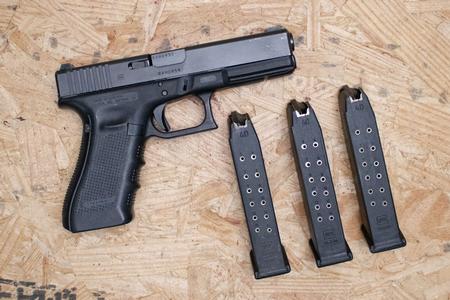 GLOCK 22 Gen4 40SW Police Trade-ins with 3 Magazines