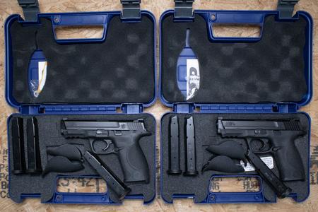 SMITH AND WESSON MP40 40SW Police Trade-In Pistol with Extra Mags, Backstraps, Case
