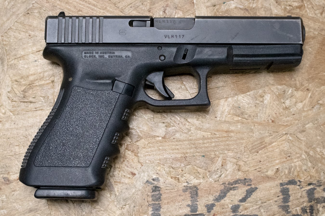 Glock 20 Gen3 10mm Police Trade-In Pistol with Accessory Rail