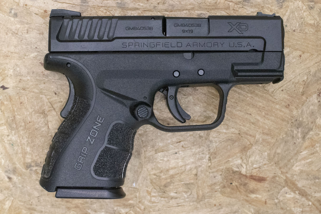 Springfield XD Mod.2 9mm Sub-Compact Police Trade-in Pistol with GRIPZONE