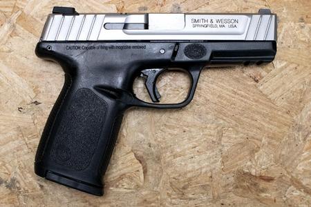 SMITH AND WESSON SD40VE 40SW TRADE 