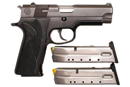 SMITH + WESSON MODEL 411 40 CAL