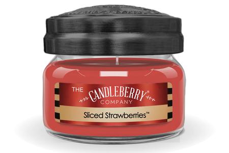 SLICED STRAWBERRIES 10OZ CANDLE