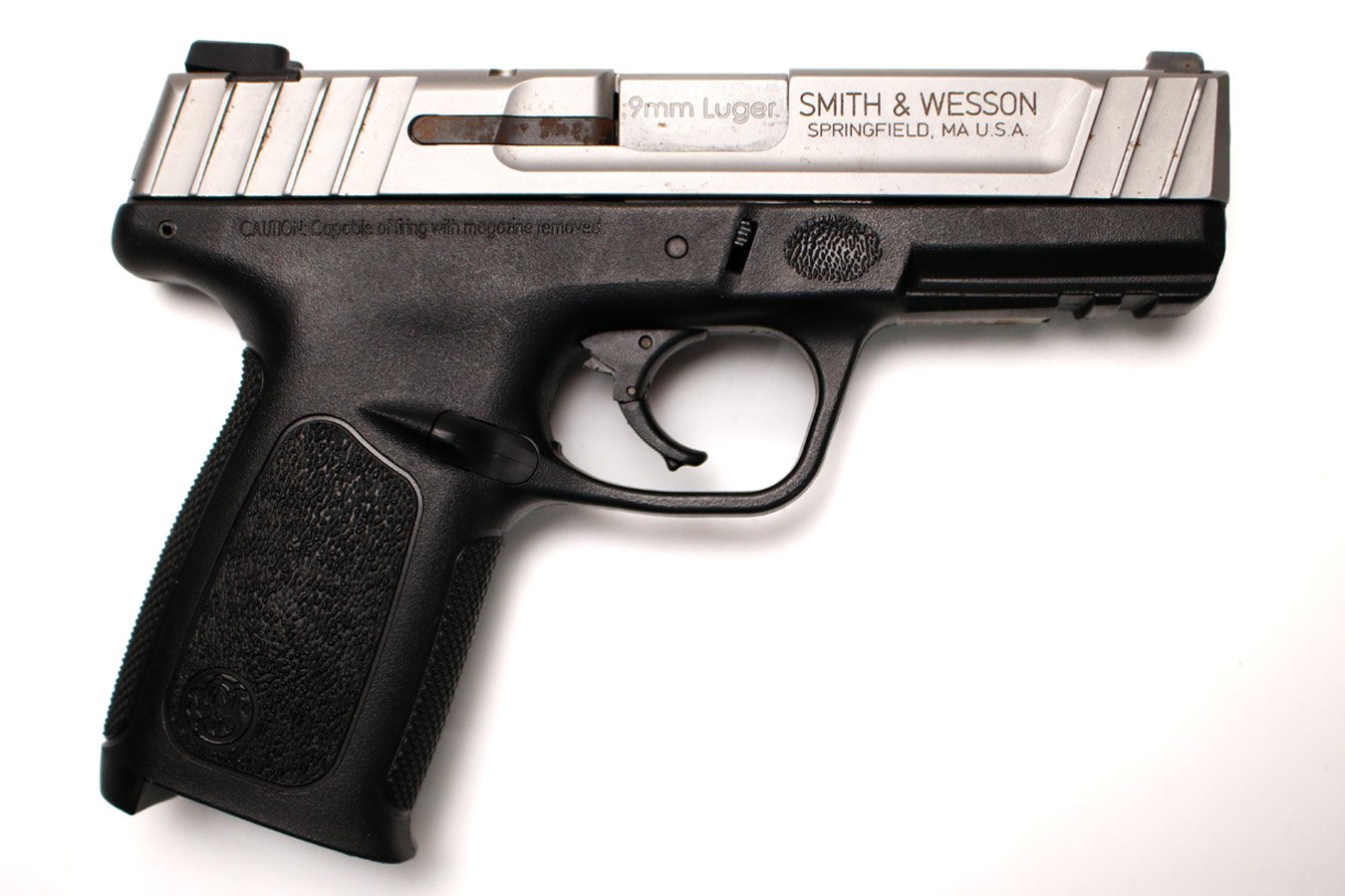 Smith & Wesson SD9VE 9mm Police Trade-In Pistol (Magazine Not Included)