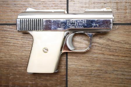 MP-25 25 AUTO USED