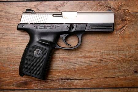 SMITH AND WESSON SW40 VE 40 SW USED