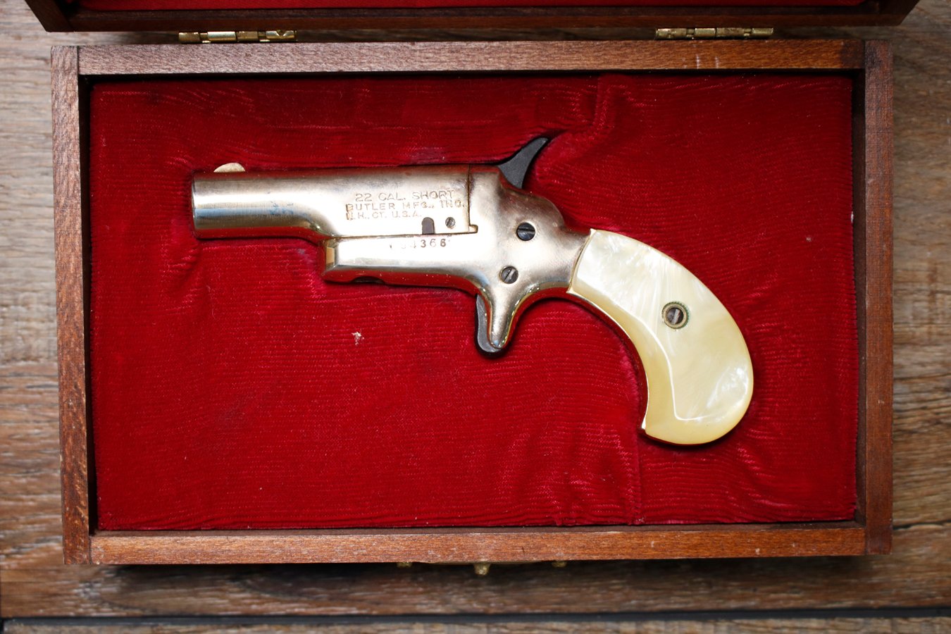Butler 22 Short Police Trade-In Derringer with Wooden Presentation Box