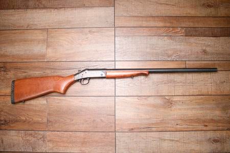 NEW ENGLAND FIREARMS PARDNER MODEL SB1 20 GA USED