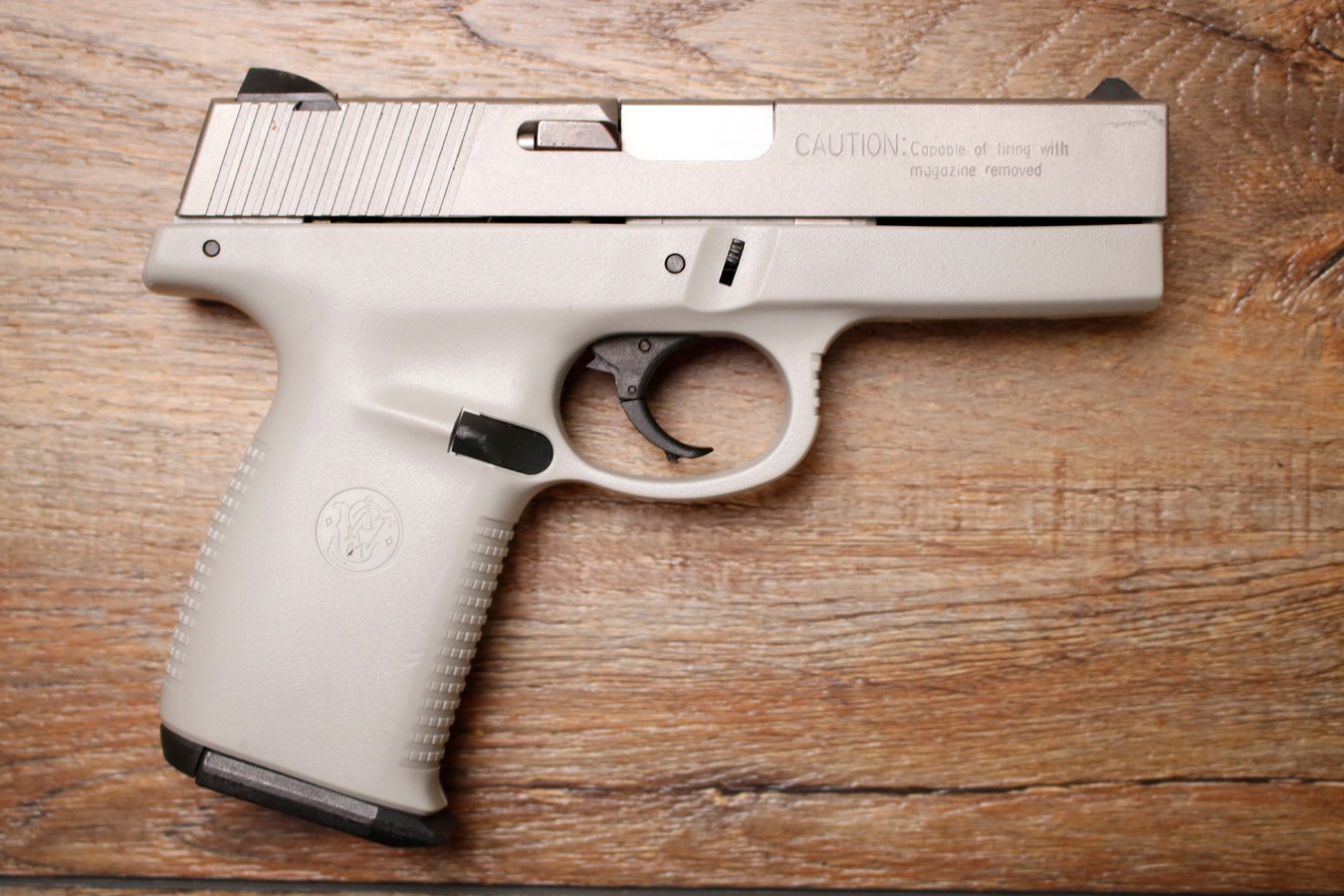 Smith & Wesson SW9V 9mm Police Trade-In Pistol
