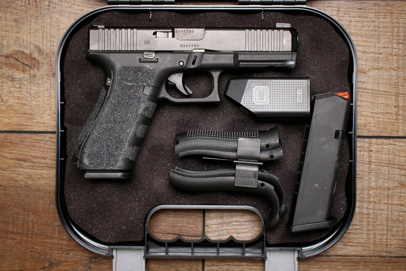 Glock 17 Gen 5 9mm Police Trade-In Pistols with Night Sights and Front Slide Serrations (Good Condition)