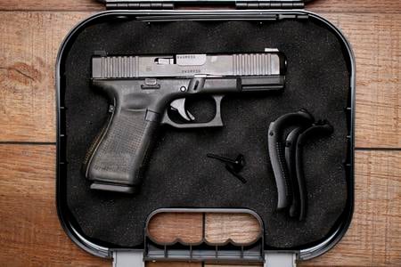19GEN5 9MM FRONT SERRATIONS NIGHT SIGHTS (FAIR)