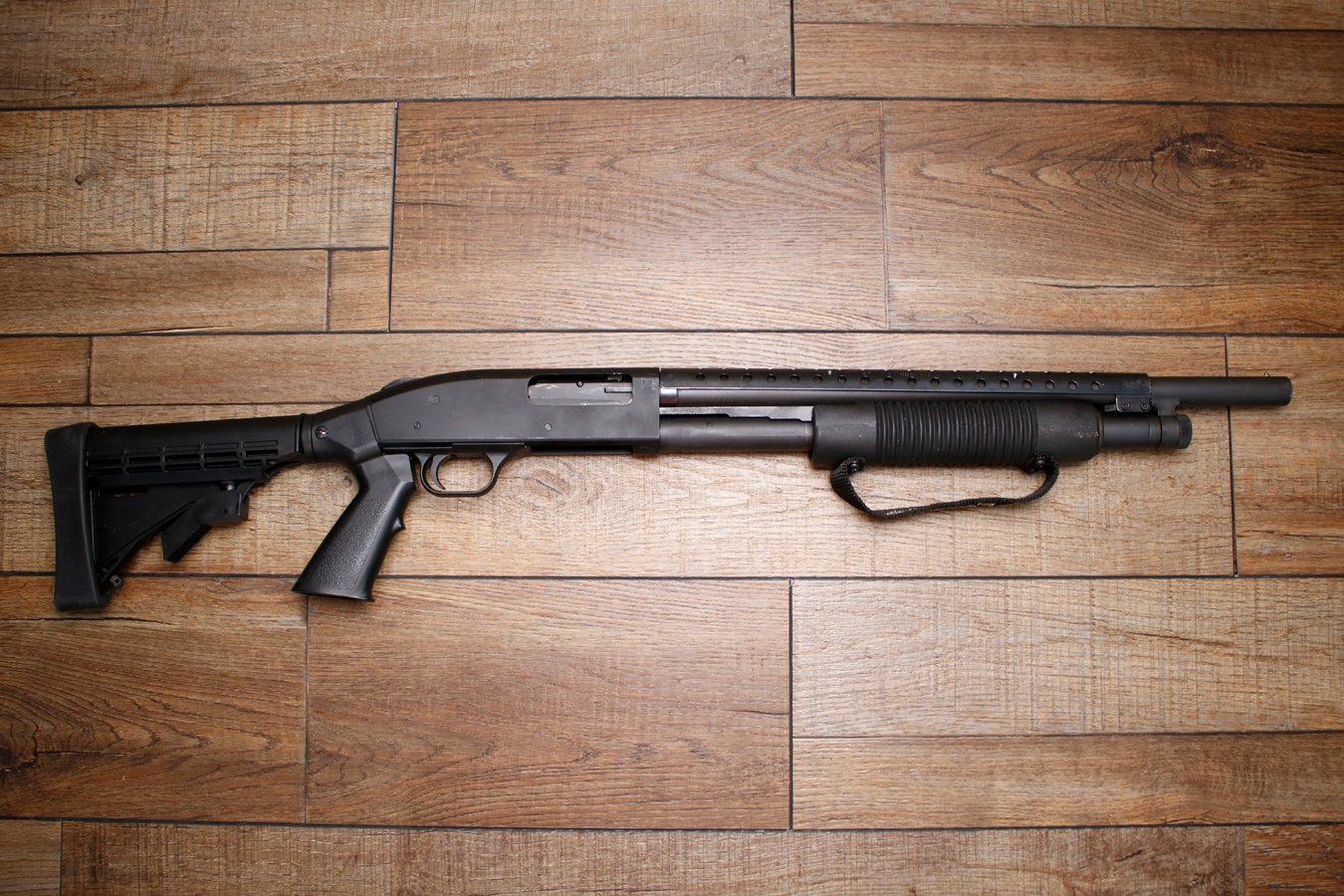 Mossberg 500 12GA Police Trade-In Shotgun with Heat Shield