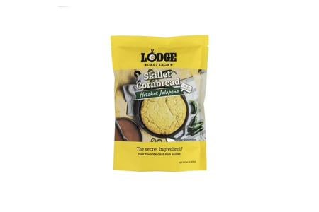 LODGE SKILLET CORNBREAD HOTSHOT JALAPENO