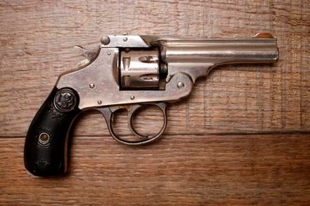 CLERKE 1ST 22 LR USED