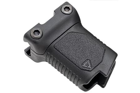 AR-15 ANGLED GRIP SHORT W/ CABLE MANAGEMENT FUNCTION BLACK
