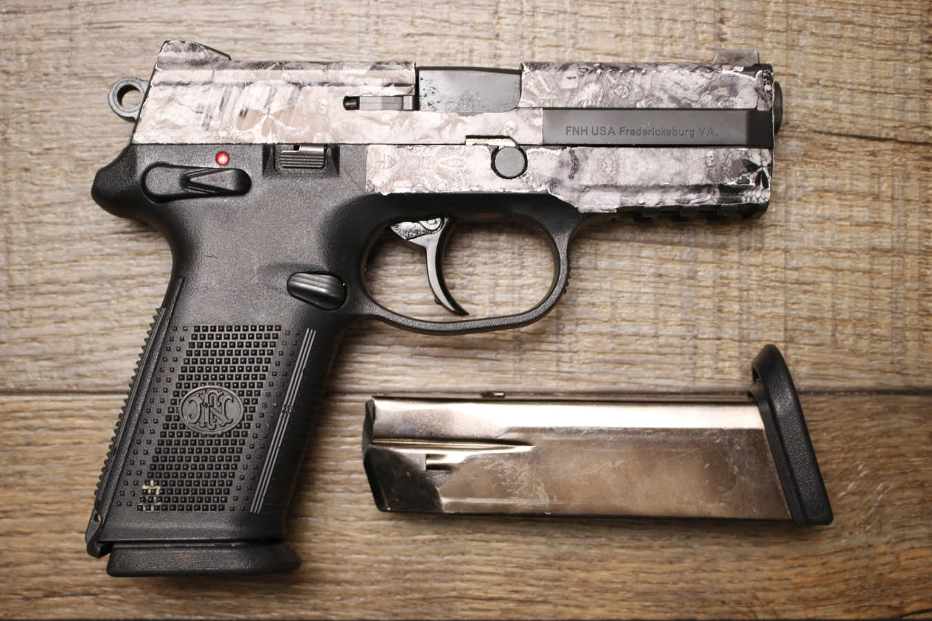 FN FNX-40 40 S&W Police Trade-In Pistol