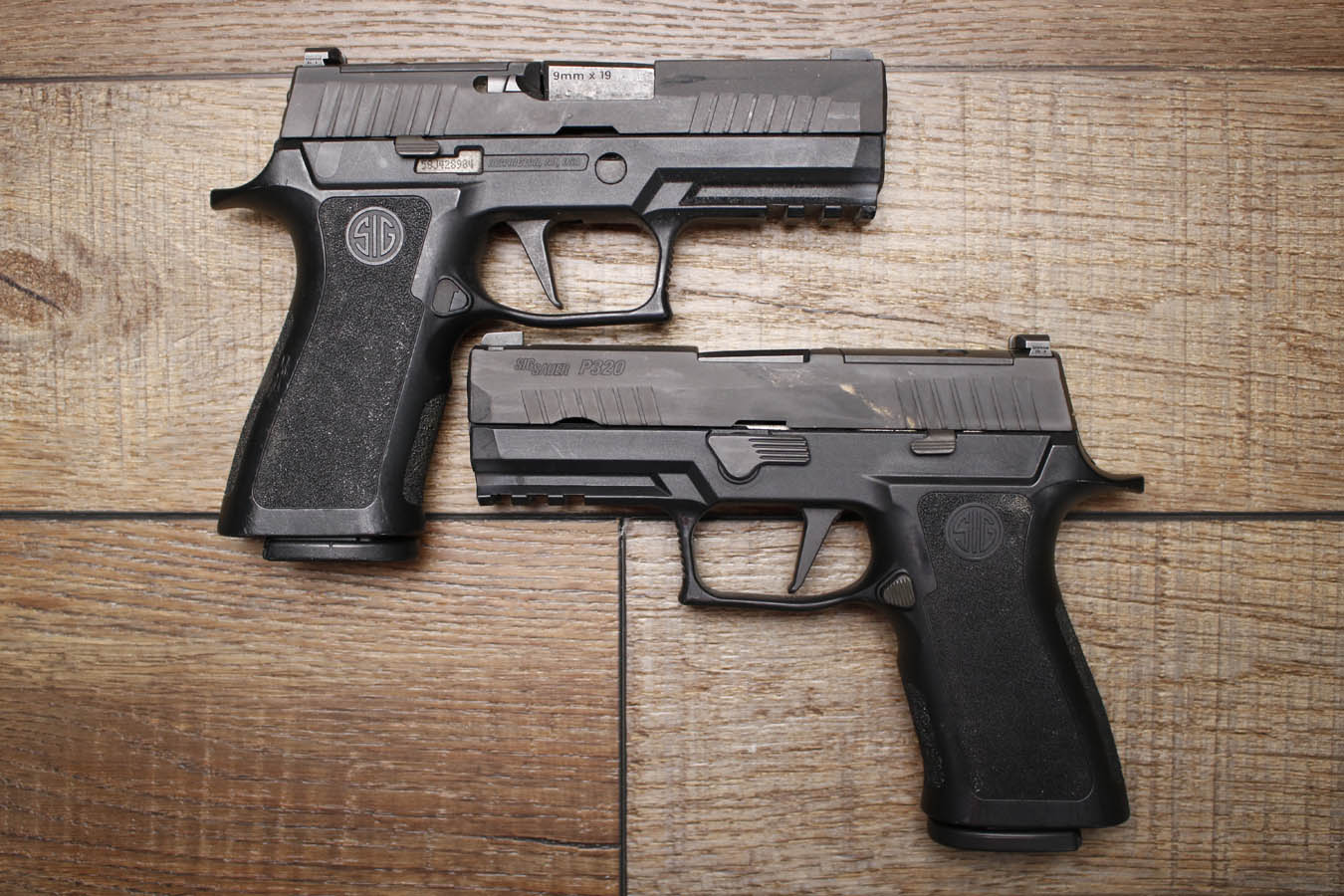 Sig Sauer P320 X Carry 9mm Optic Ready Police Trade-In Pistols with Night Sights (Fair Condition)