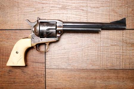 CATTLEMAN 45 COLT USED