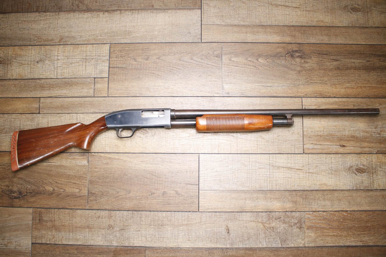 Mossberg 500B 16 Gauge Police Trade-In Shotgun