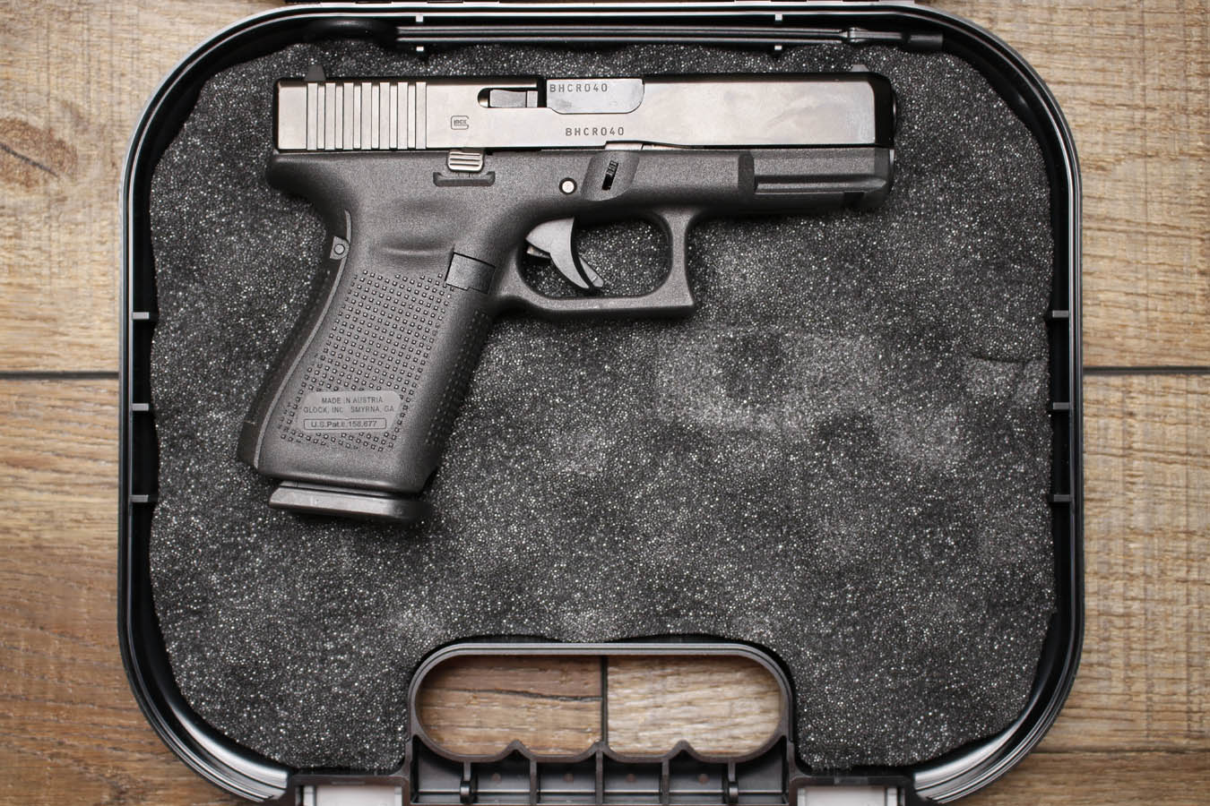 Glock 19 Gen 5 9mm Police Trade-In Pistol with Box and One Magazine