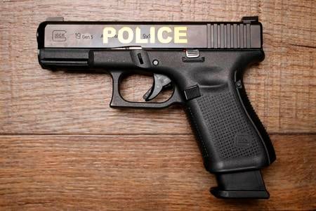 GLOCK 19GEN5 9MM ENGRAVED POLICE TRADE-IN 
