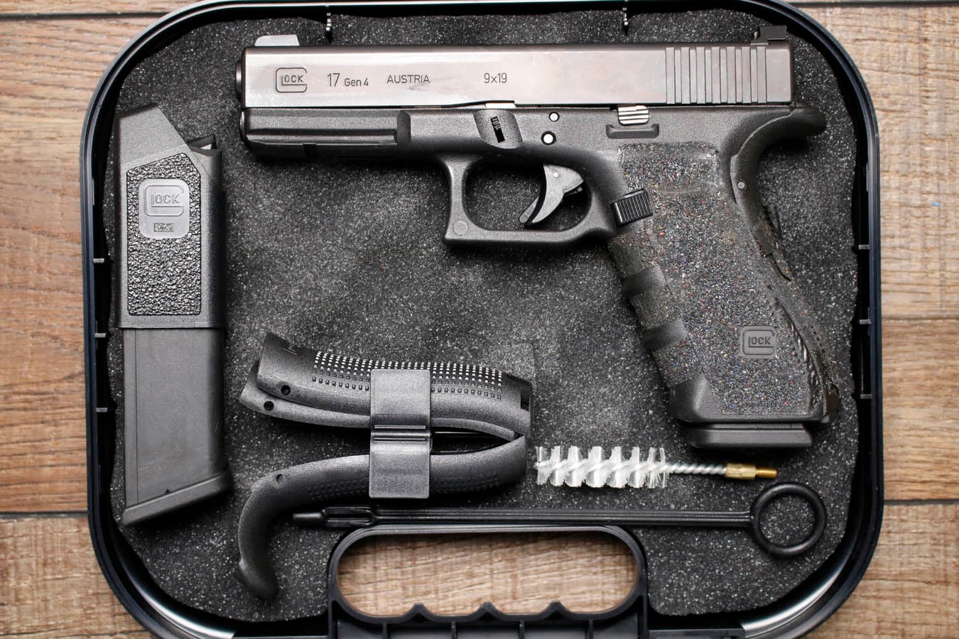 Glock 17 Gen 4 9mm Police Trade-In Pistol with Stippled Grip