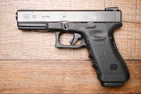 GLOCK 22 .40SW TRADE7
