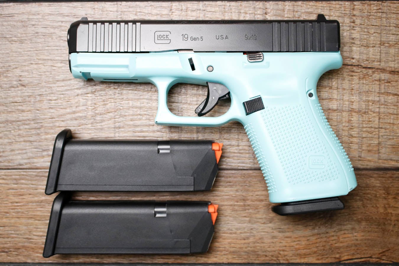 Glock 19 Gen 5 9mm Police Trade-In Pistol with Blue Frame and Front Serrations