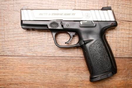 SMITH AND WESSON SD40VE 40 SW USED