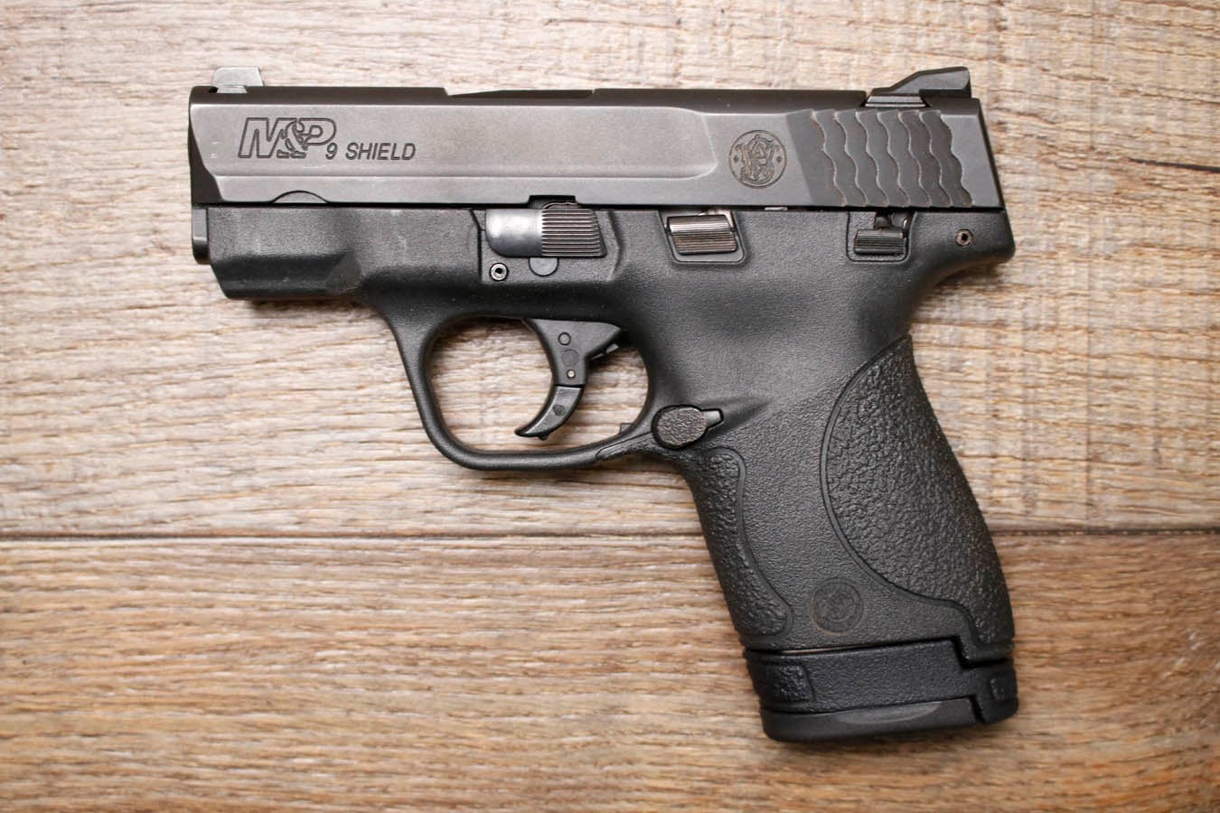 Smith & Wesson M&P9 Shield  1.0 9mm Police Trade-In Pistol